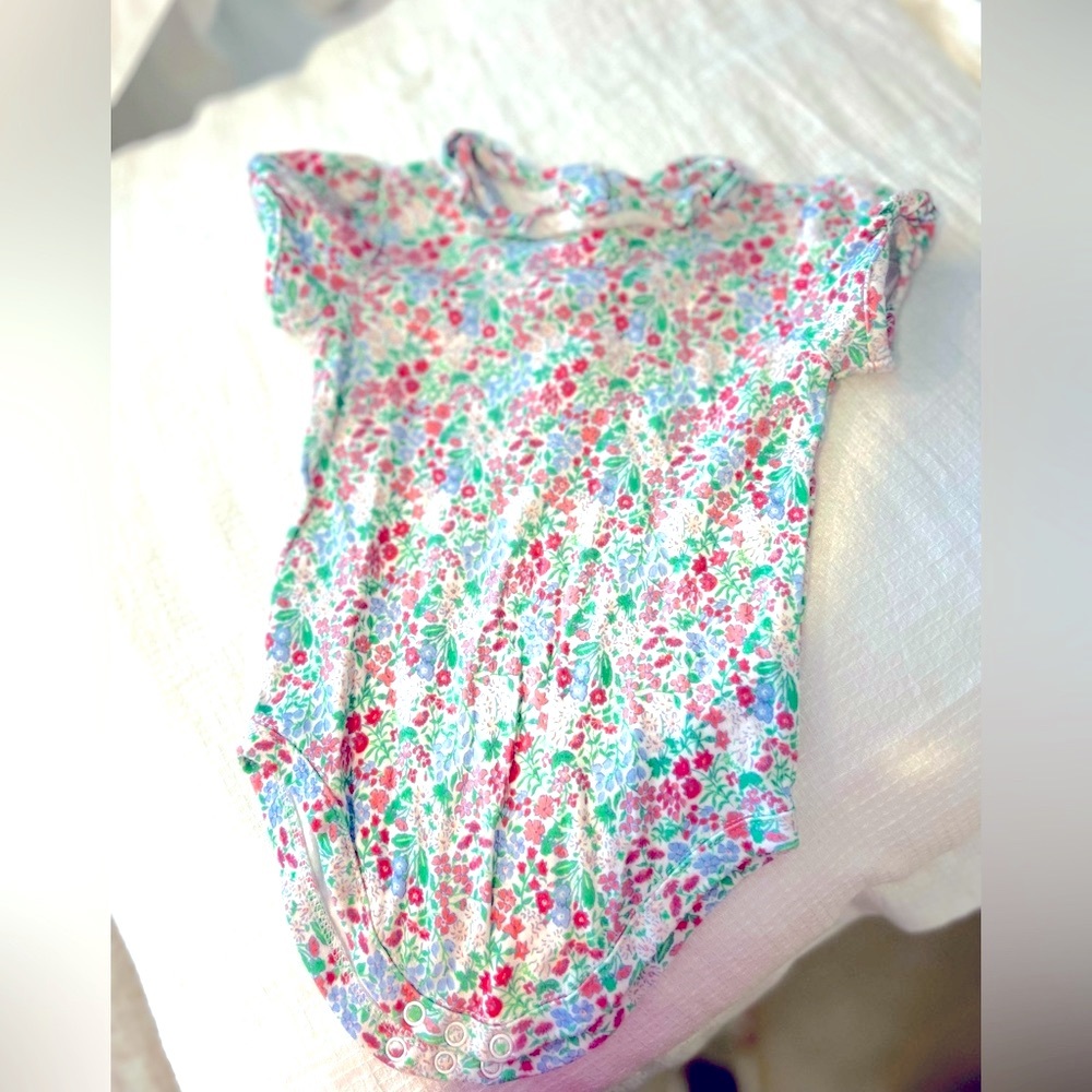 Beautiful onesie Janie & Jack